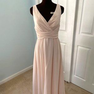 Shell Pink Chiffon V-Neck Bridesmaid/Ball Gown Size 8